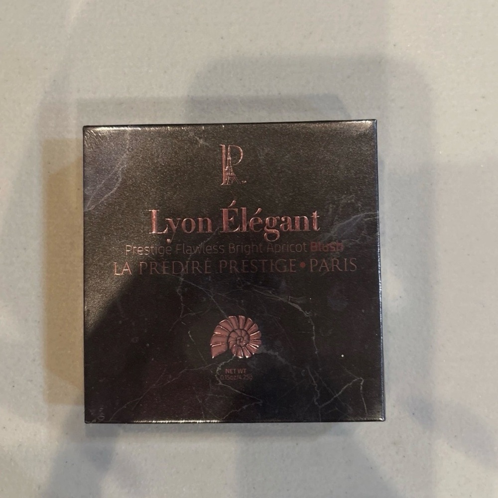 Predire Paris Lyon Elegant Prestige Flawless Bright Apricot Blush Sealed In Box